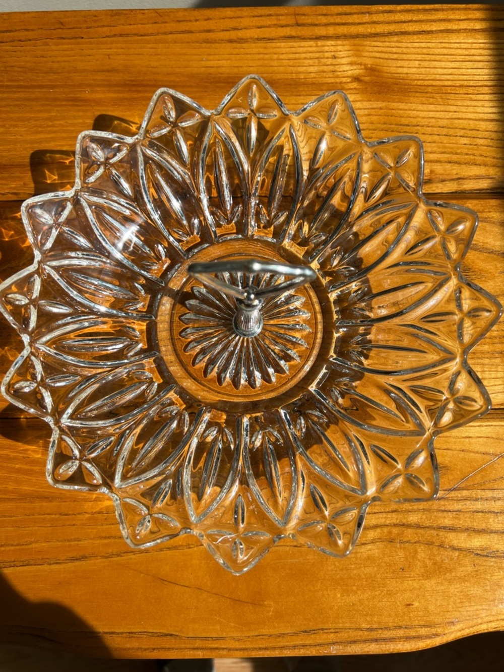 Clear Glass Decorative Two-Tier Handle Serving Dish - Picture 2 of 11